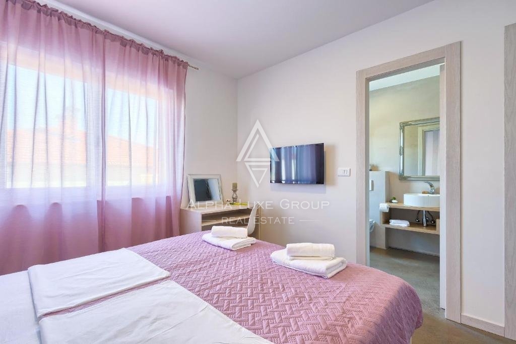 Impresivna vila s petimi apartmaji, Istra, Pulj