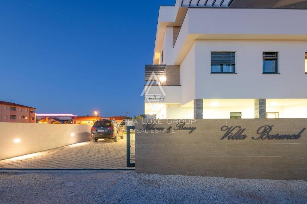 Impresivna vila s petimi apartmaji, Istra, Pulj