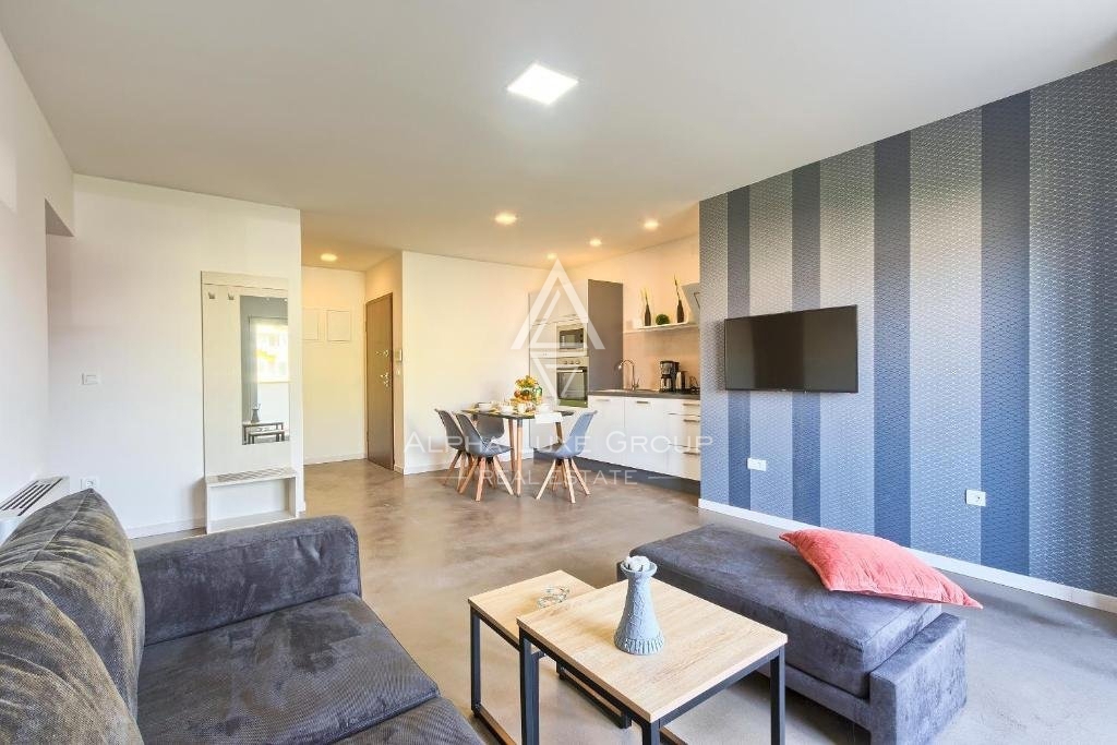 Impresivna vila s petimi apartmaji, Istra, Pulj