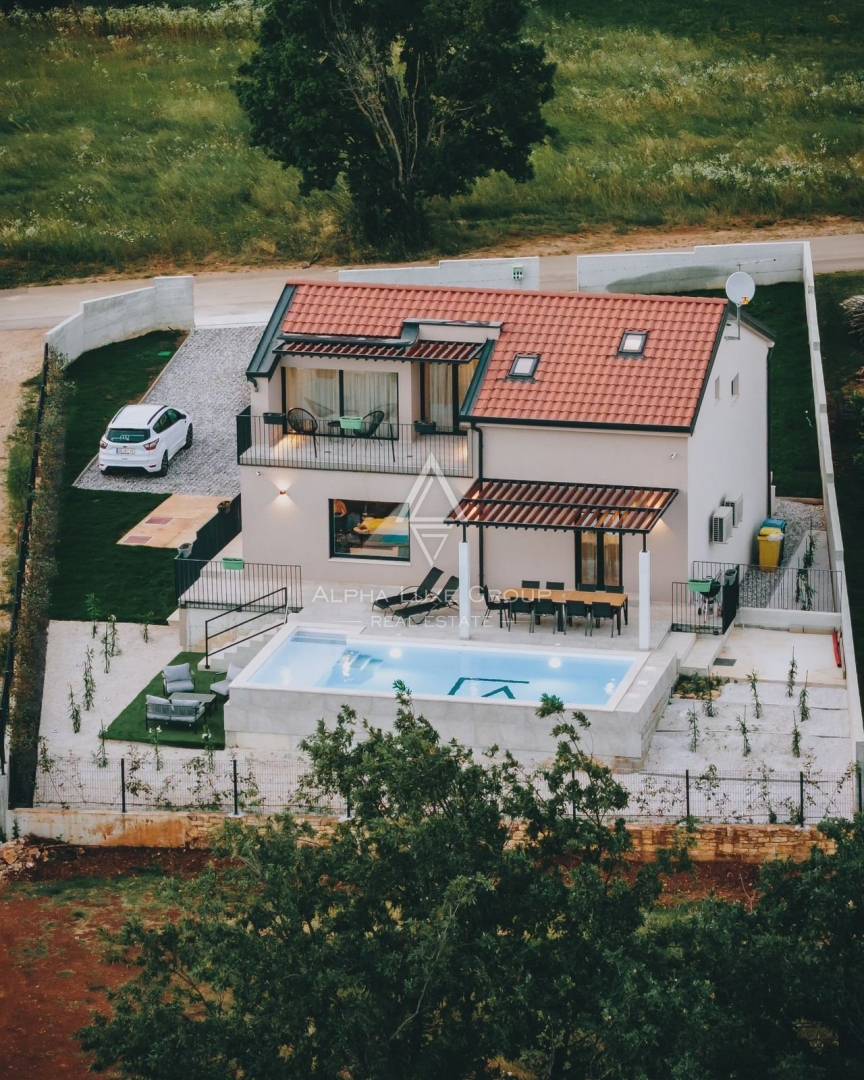Nova hiša z bazenom, Istra, Poreč