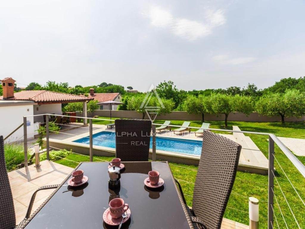 Čudovita vila z bazenom in velikim vrtom, Istra, Poreč