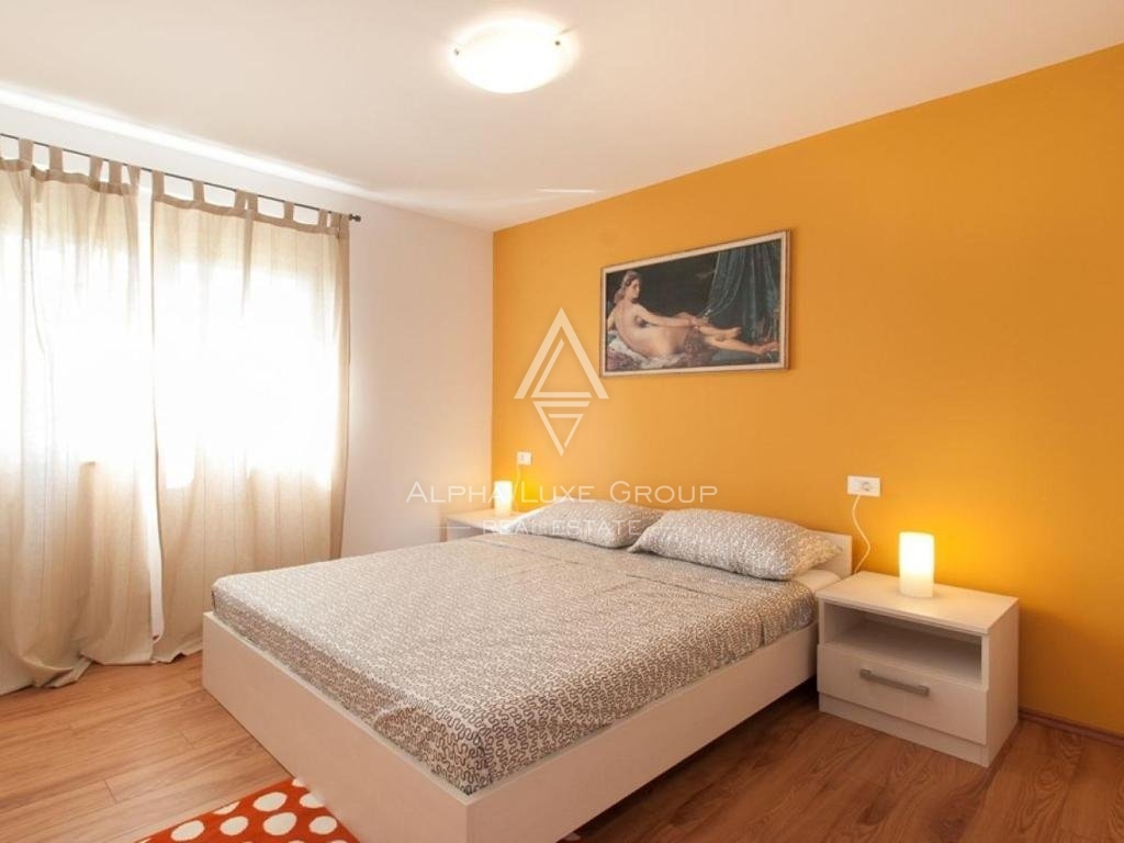 Čudovita vila z bazenom in velikim vrtom, Istra, Poreč