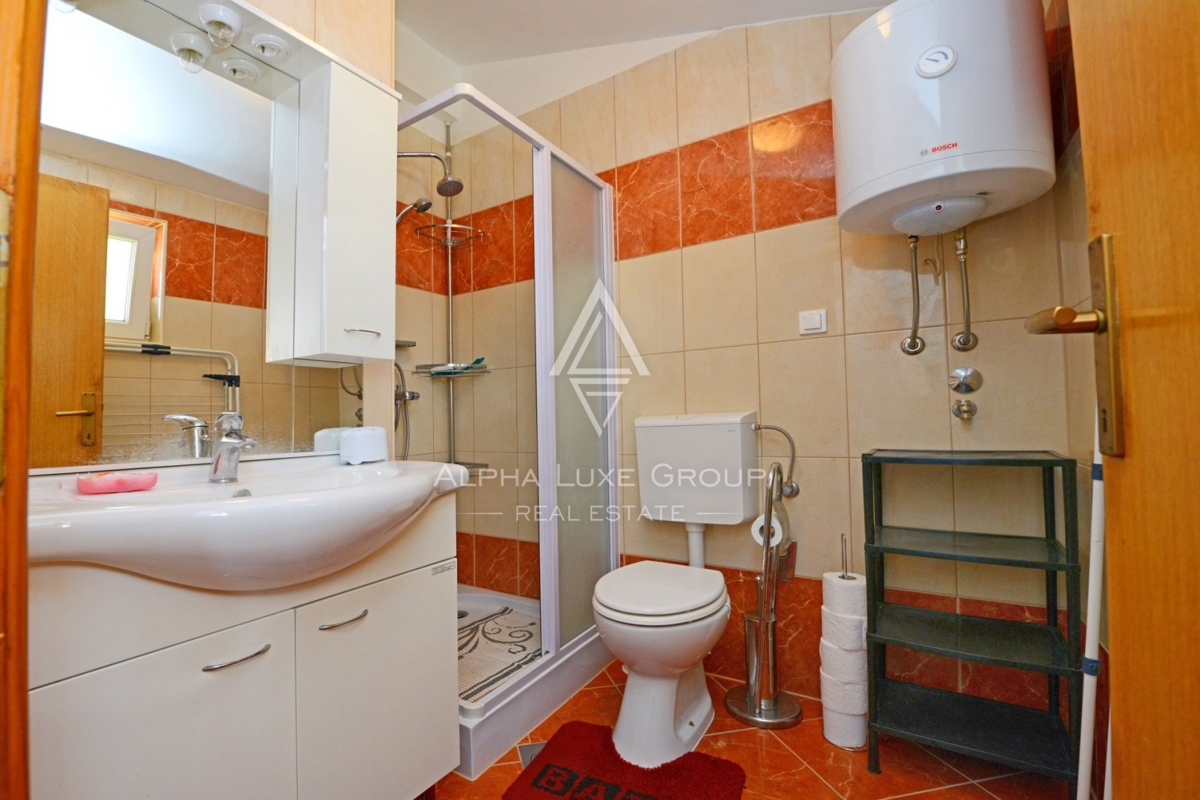 Očarljiva hiša s tremi apartmaji, Istra, Poreč