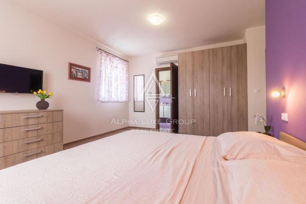 Prostorna vila z bazenom, Istra, Svetvinčenat
