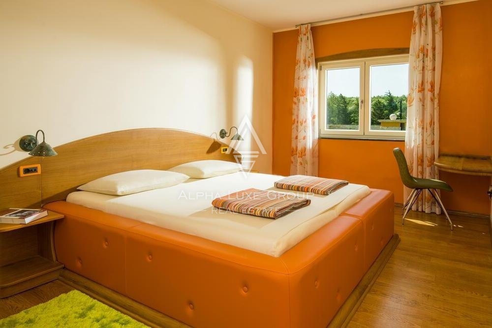 Žminj, Istra: Razkošna vila z ogromnim vrtom