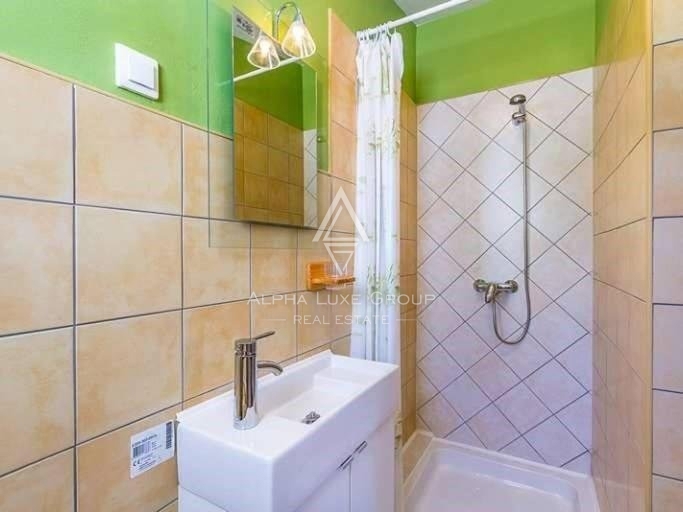 Lepa hiša ob morju, Istra, Medulin