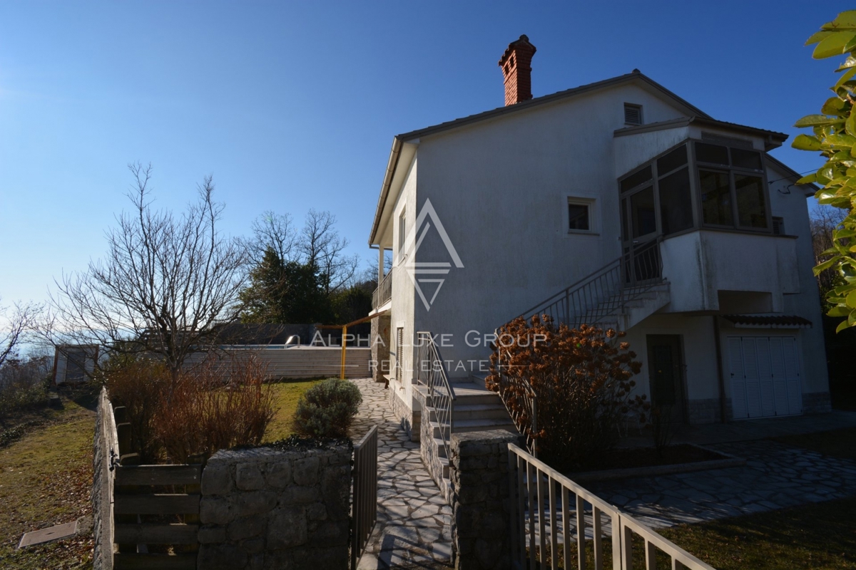 ALPHA LUXE GROUP naprodaj, hiša s panoramskim pogledom na morje in otoke, hiša z dvema apartmajema, OPATIJA
