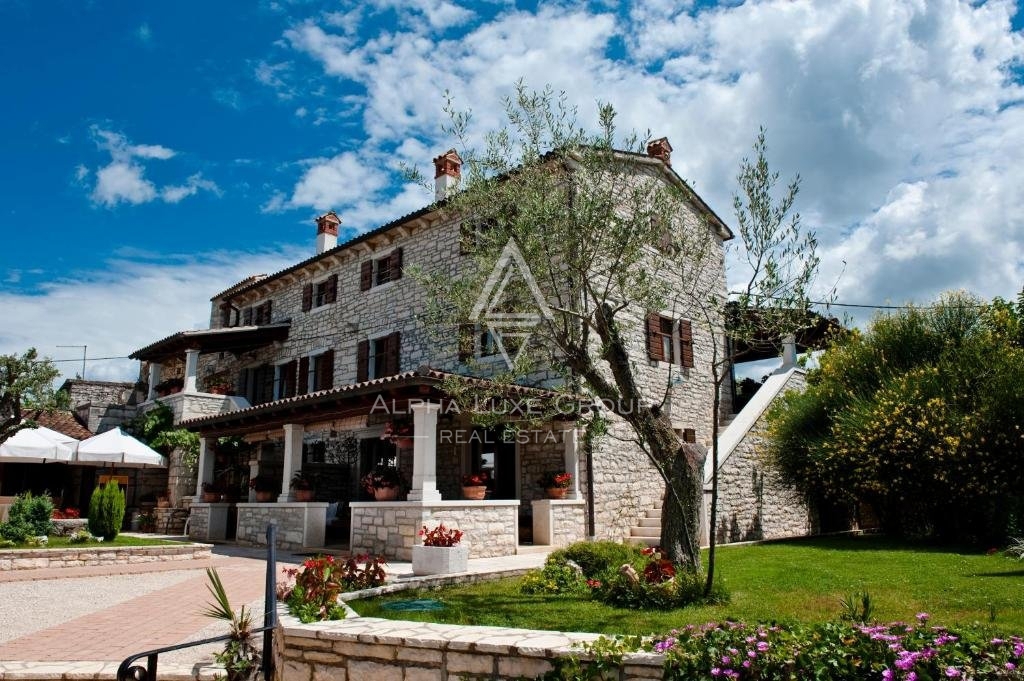 Lepo obnovljena kamnita vila z bazenom, Istra, Rovinj