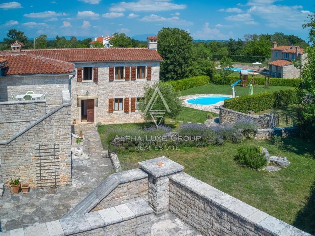 Čudovita luksuzna vila z bazenom, ISTRA, Tinjan