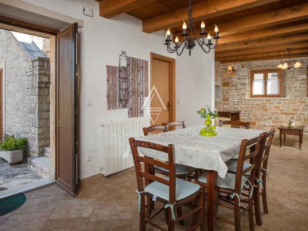 Čudovita luksuzna vila z bazenom, ISTRA, Tinjan