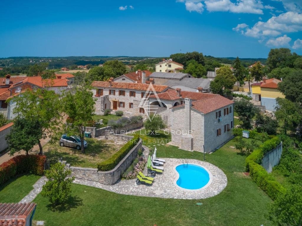 Čudovita luksuzna vila z bazenom, ISTRA, Tinjan