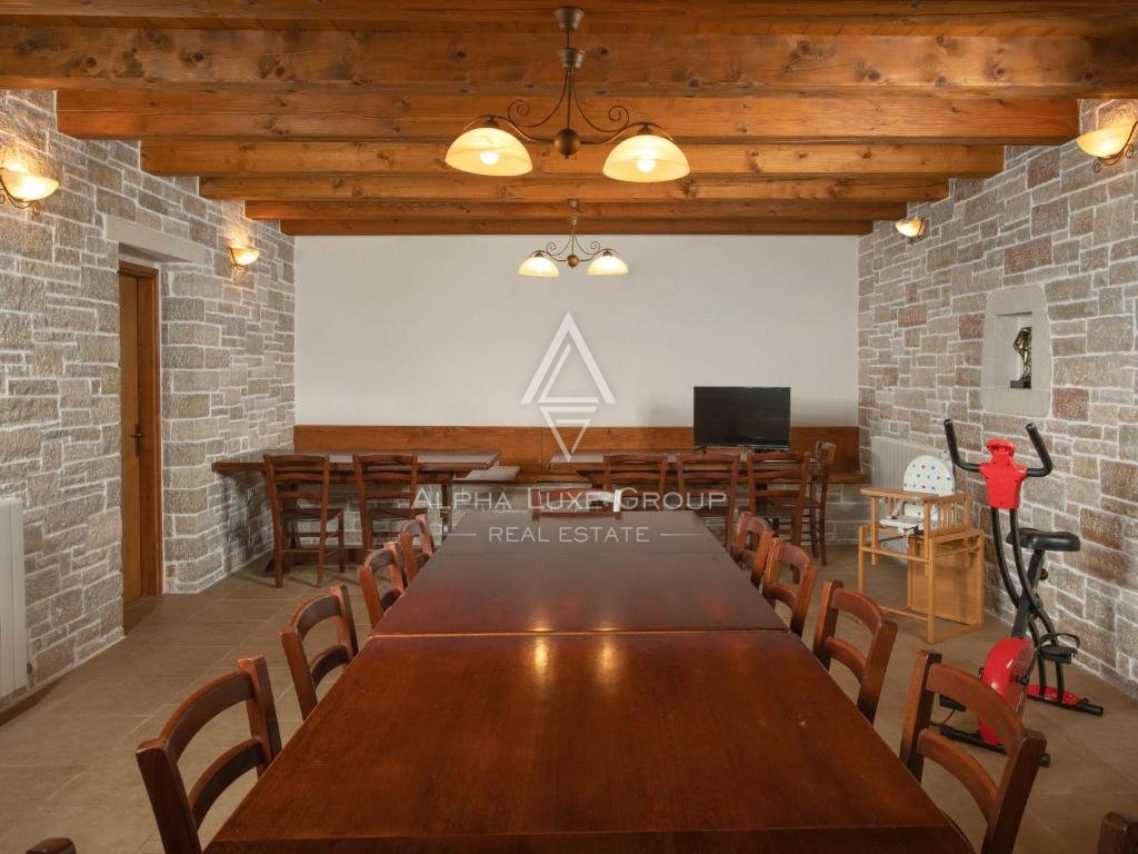 Čudovita luksuzna vila z bazenom, ISTRA, Tinjan