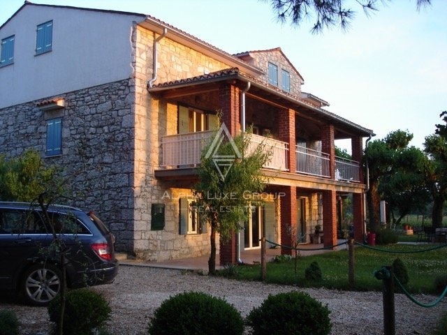 Hiša Poreč, 550m2