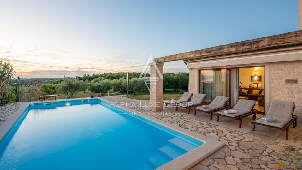 Višnjan, Istra – Luksuzna vila s panoramskim razgledom