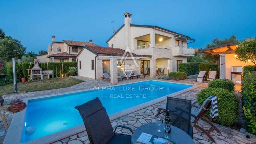 Višnjan, Istra – Luksuzna vila s panoramskim razgledom