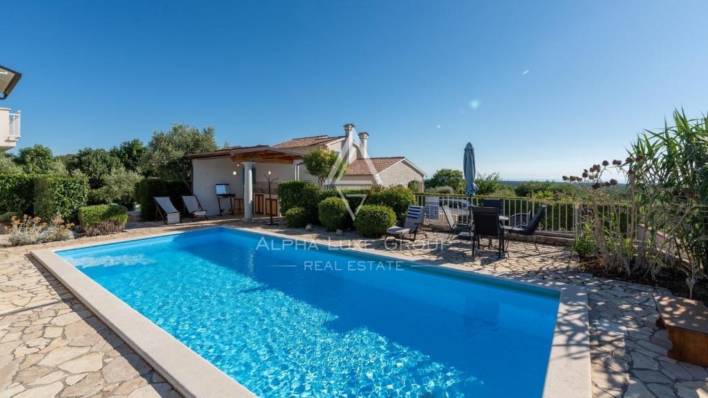 Višnjan, Istra – Luksuzna vila s panoramskim razgledom