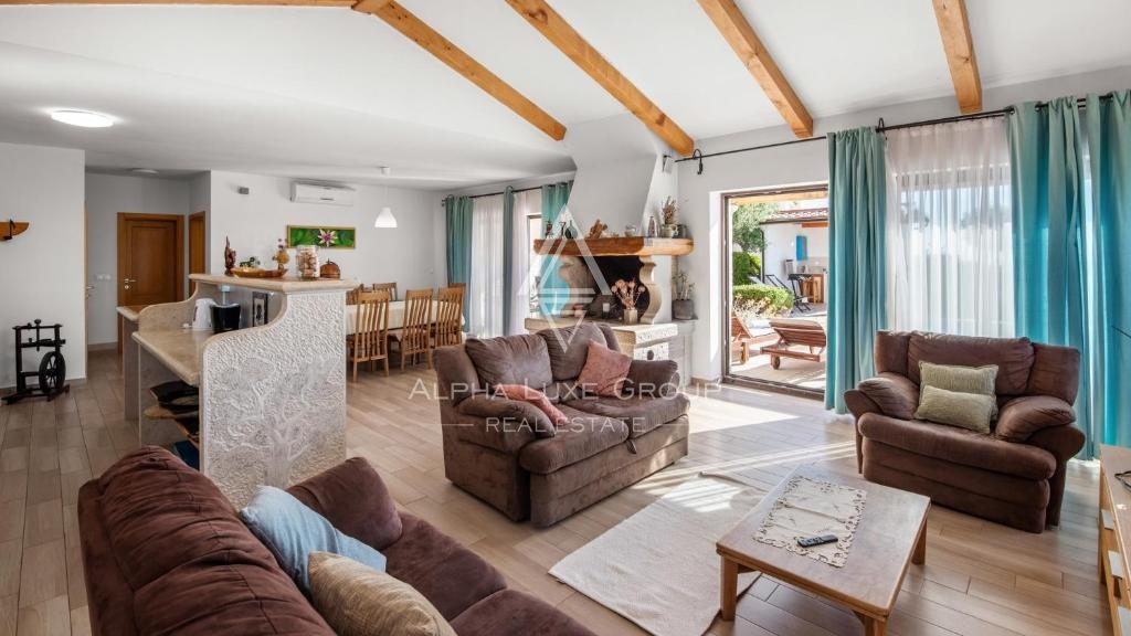 Višnjan, Istra – Luksuzna vila s panoramskim razgledom