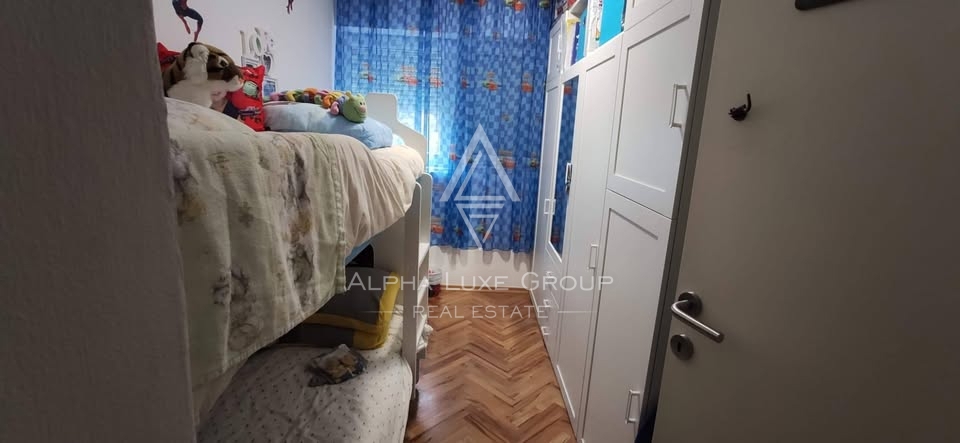 Buje, Istra: 2-sobno stanovanje s teraso v miru