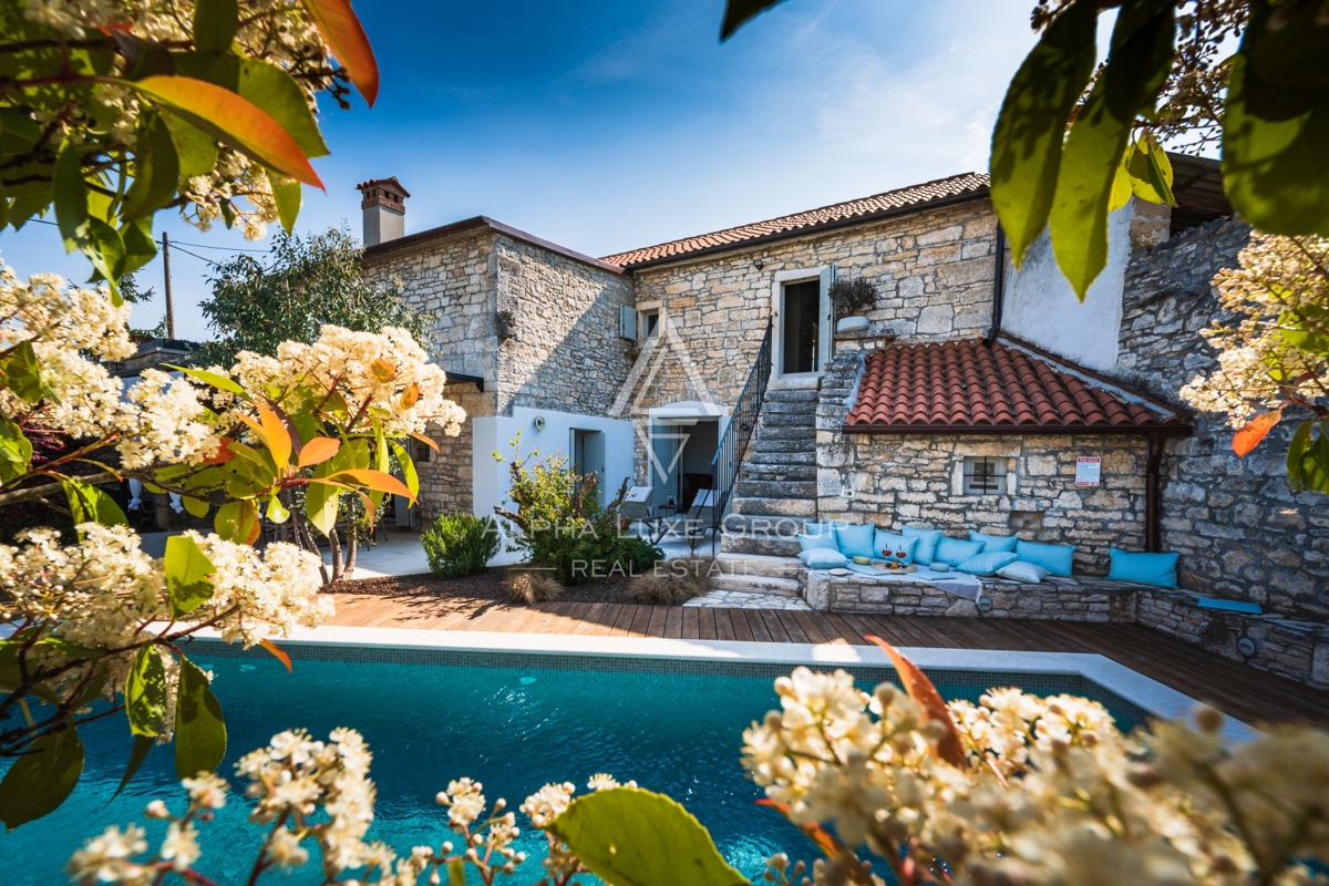 Kanfanar, Istra: Elegantna prenovljena kamnita vila