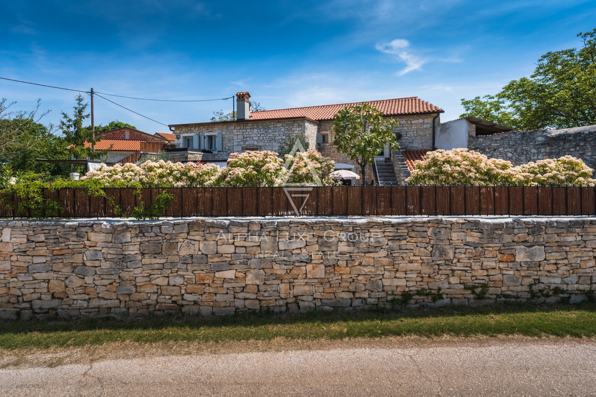 Kanfanar, Istra: Elegantna prenovljena kamnita vila