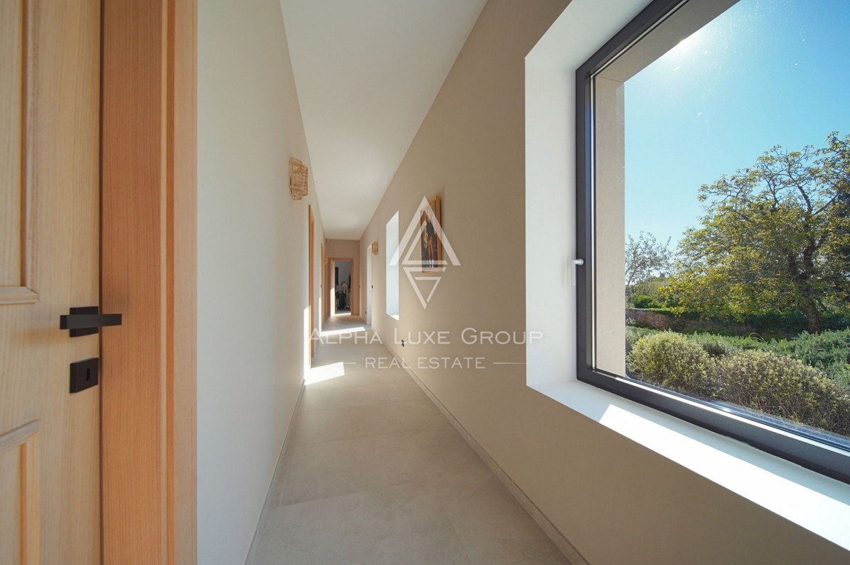 Kanfanar, Istra: Elegantna prenovljena kamnita vila