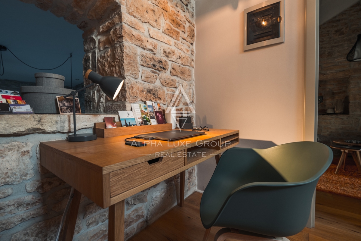 Kanfanar, Istra: Elegantna prenovljena kamnita vila