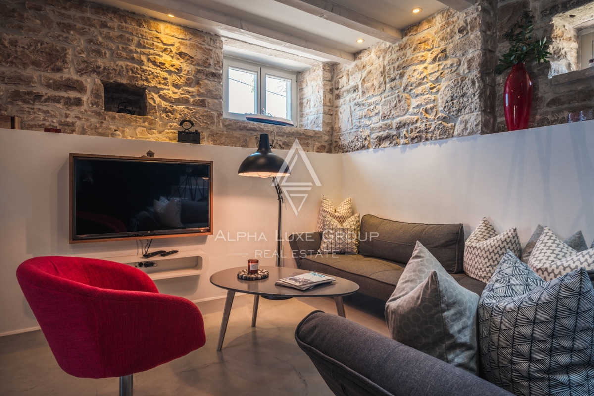Kanfanar, Istra: Elegantna prenovljena kamnita vila
