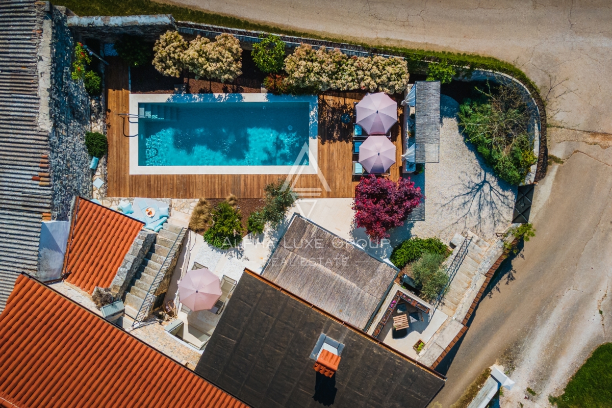 Kanfanar, Istra: Elegantna prenovljena kamnita vila