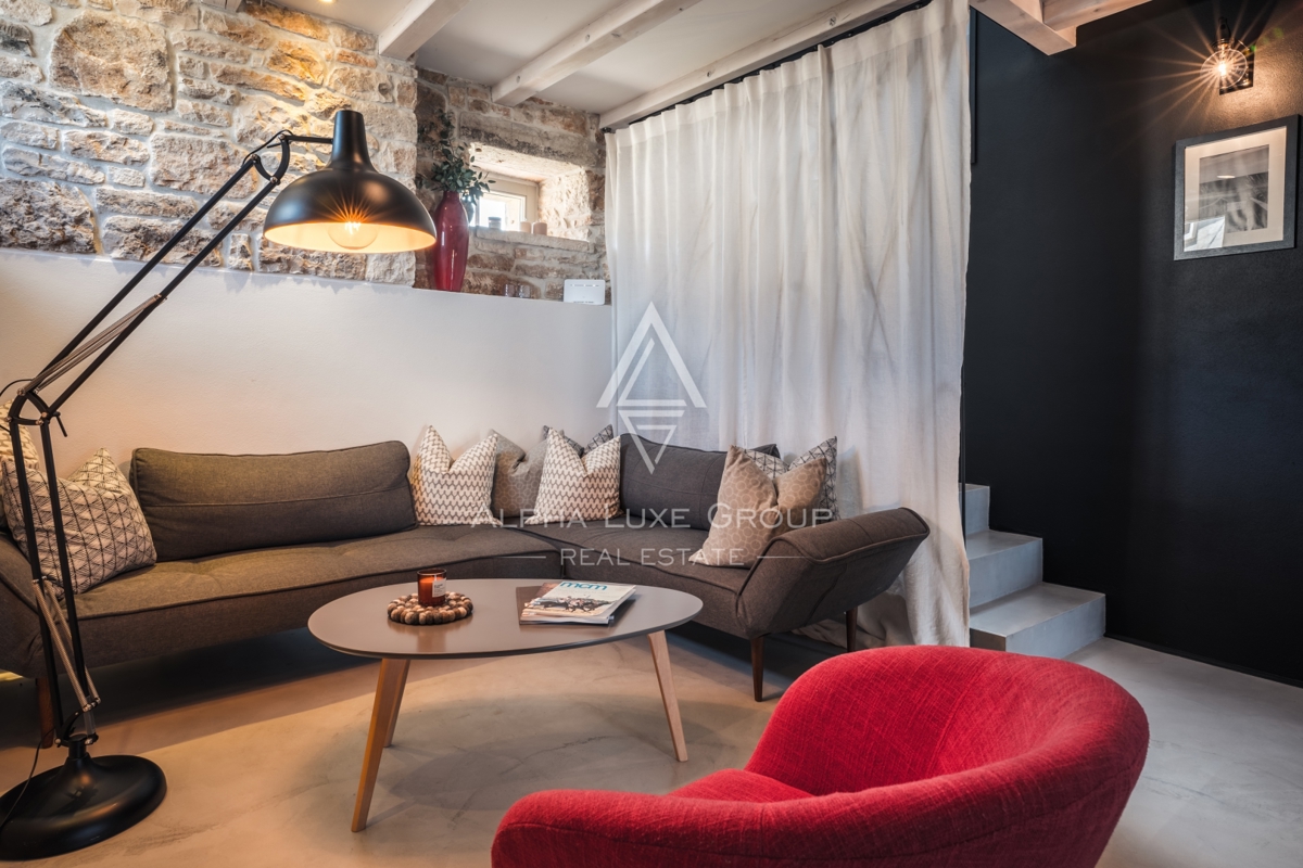 Kanfanar, Istra: Elegantna prenovljena kamnita vila