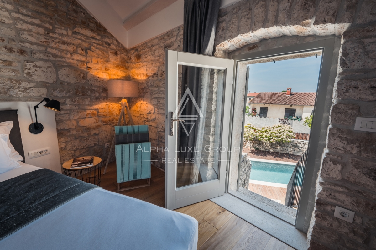 Kanfanar, Istra: Elegantna prenovljena kamnita vila