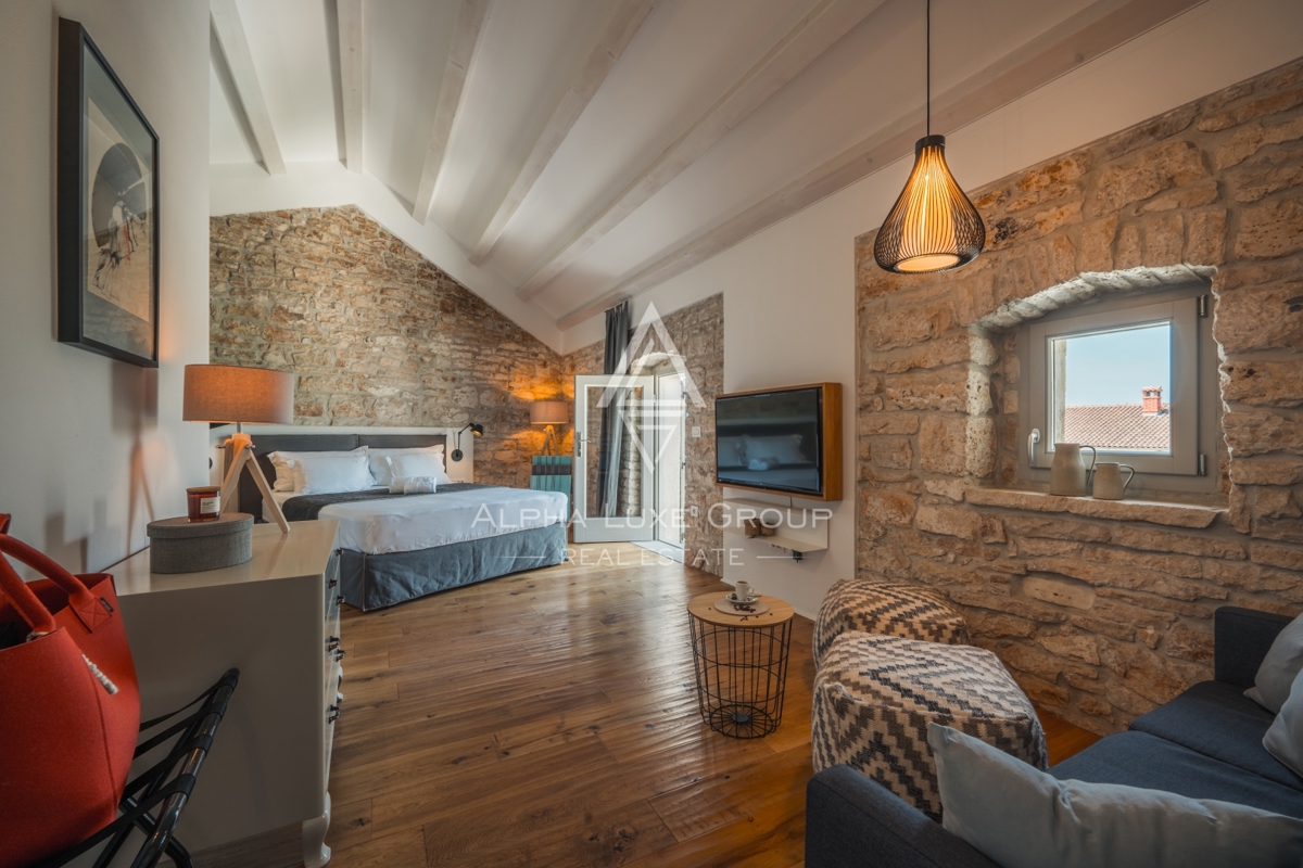 Kanfanar, Istra: Elegantna prenovljena kamnita vila