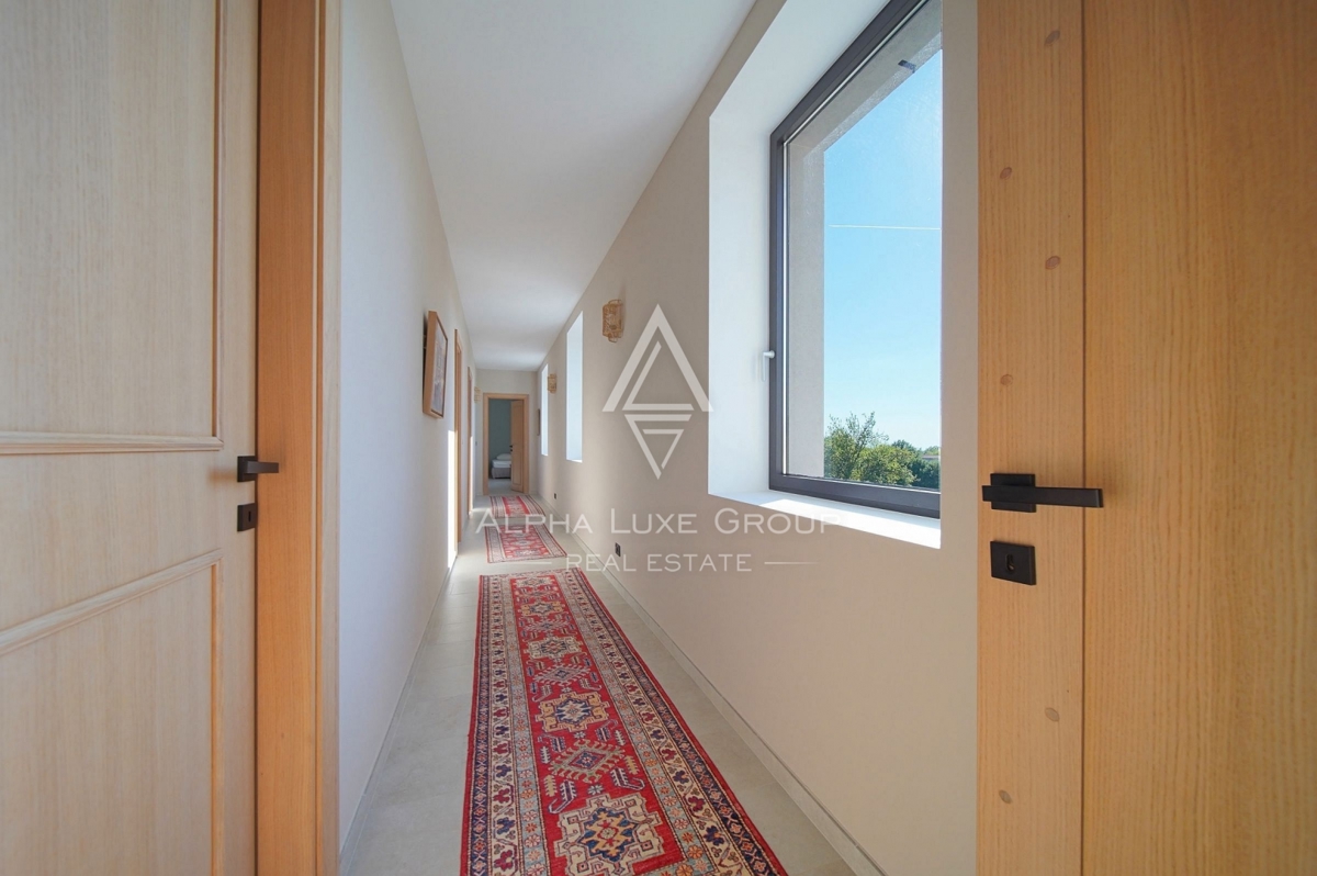 Kanfanar, Istra: Elegantna prenovljena kamnita vila
