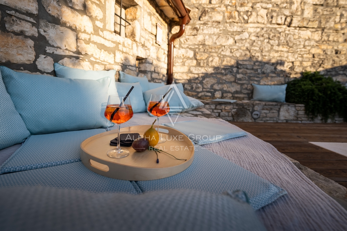 Kanfanar, Istra: Elegantna prenovljena kamnita vila
