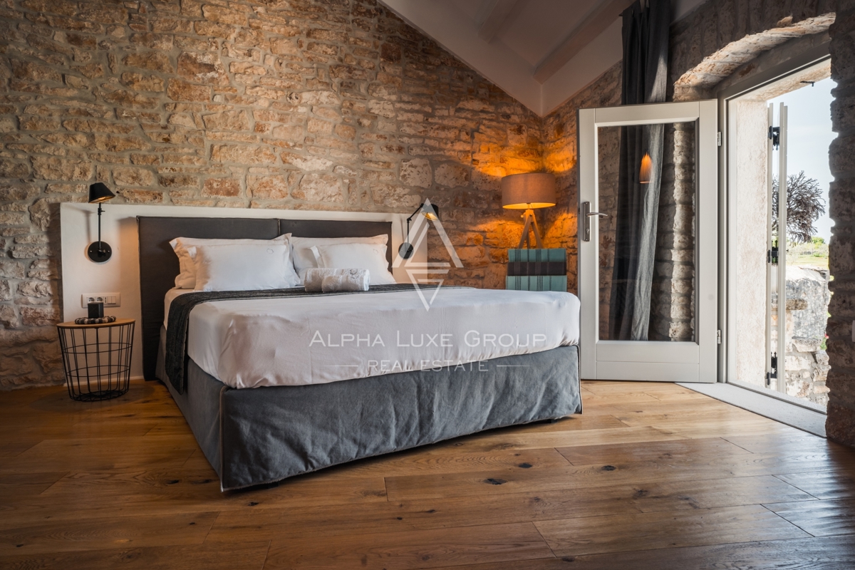 Kanfanar, Istra: Elegantna prenovljena kamnita vila