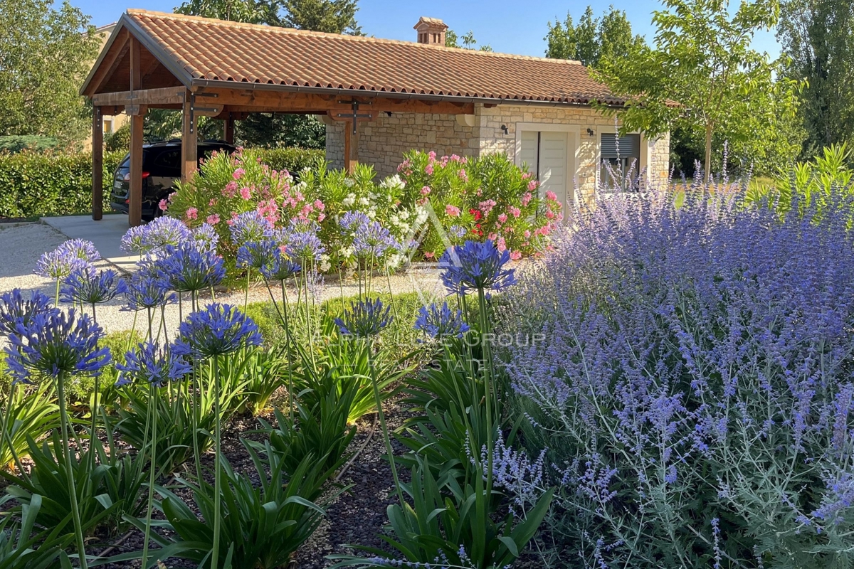 Kanfanar, Istra: Elegantna prenovljena kamnita vila