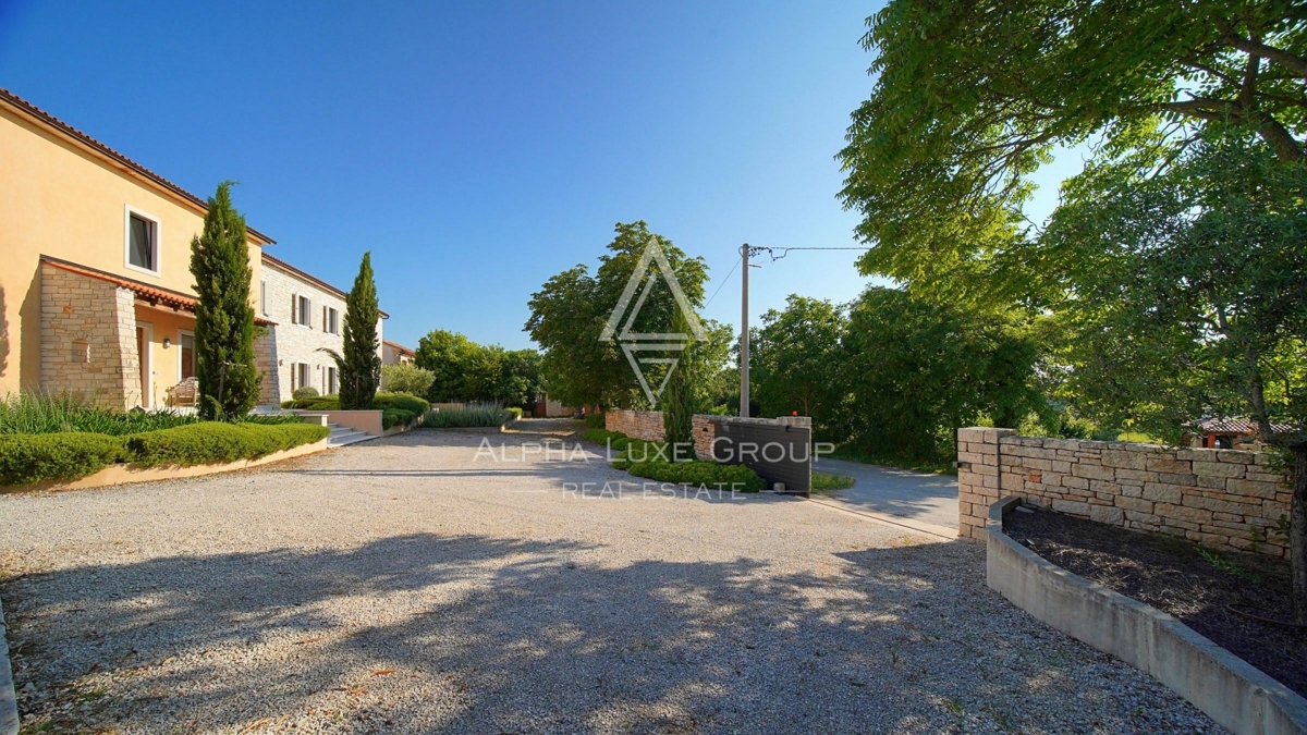 Kanfanar, Istra: Elegantna prenovljena kamnita vila