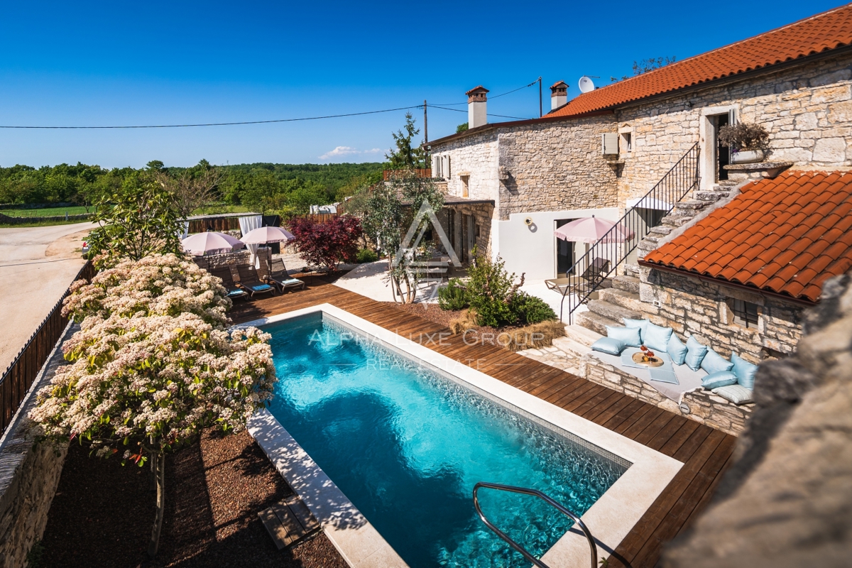 Kanfanar, Istra: Elegantna prenovljena kamnita vila