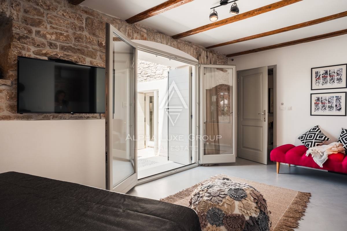 Kanfanar, Istra: Elegantna prenovljena kamnita vila