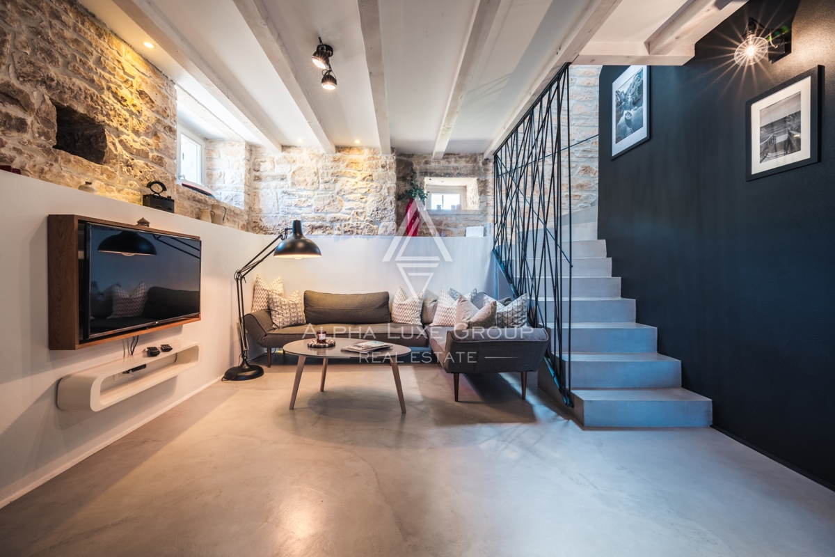 Kanfanar, Istra: Elegantna prenovljena kamnita vila