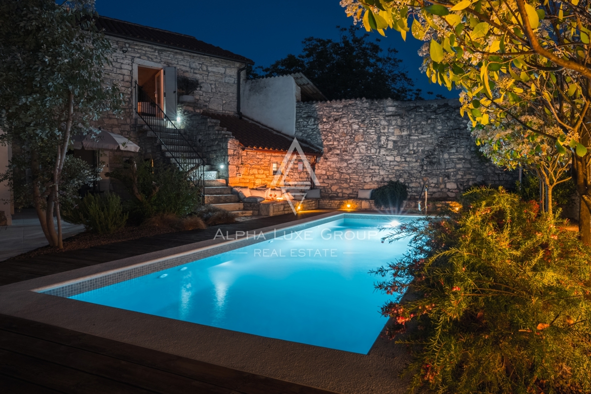 Kanfanar, Istra: Elegantna prenovljena kamnita vila