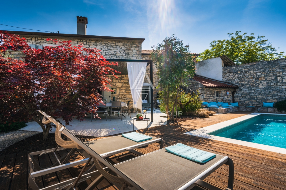 Kanfanar, Istra: Elegantna prenovljena kamnita vila