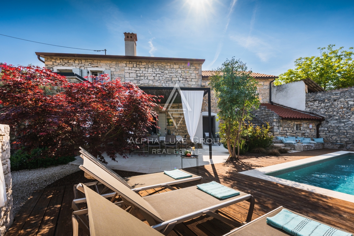 Kanfanar, Istra: Elegantna prenovljena kamnita vila