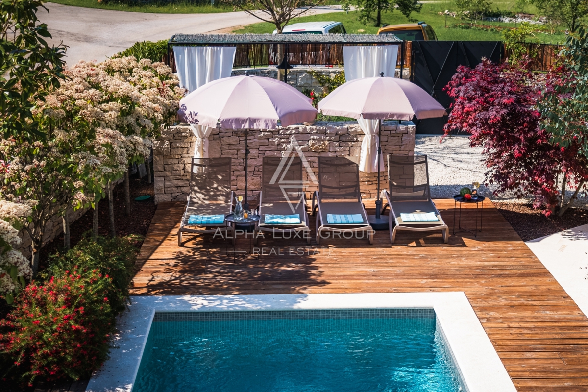 Kanfanar, Istra: Elegantna prenovljena kamnita vila