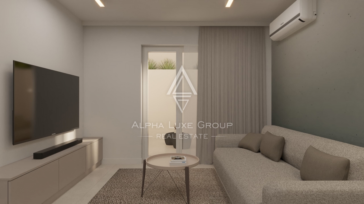 Novogradnja - prva vrsta do morja