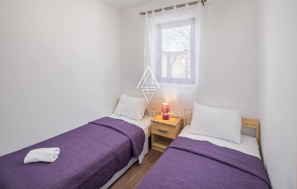 Istra, Poreč: Moderna hiša z bazenom in morjem