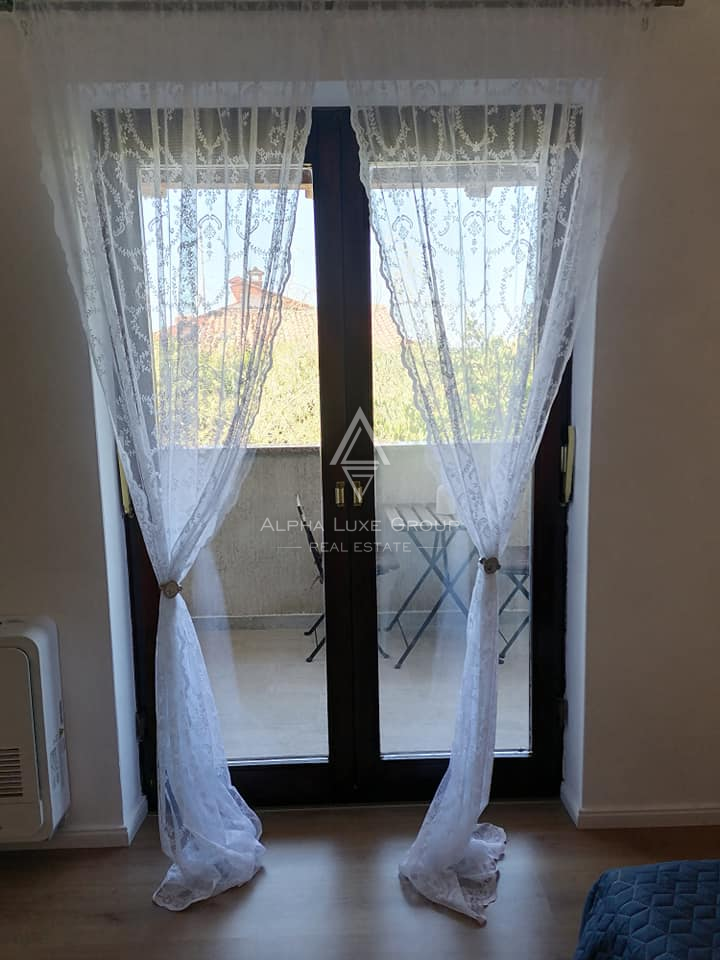 Istra, Poreč: Moderna hiša z bazenom in morjem