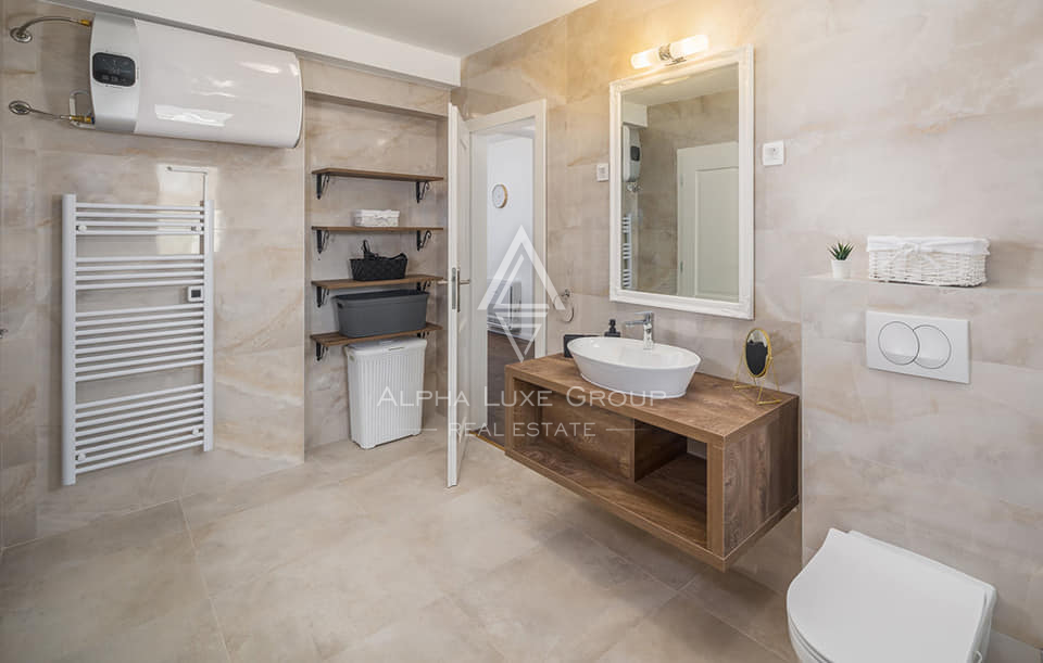 Istra, Poreč: Moderna hiša z bazenom in morjem