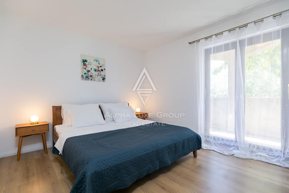 Istra, Poreč: Moderna hiša z bazenom in morjem