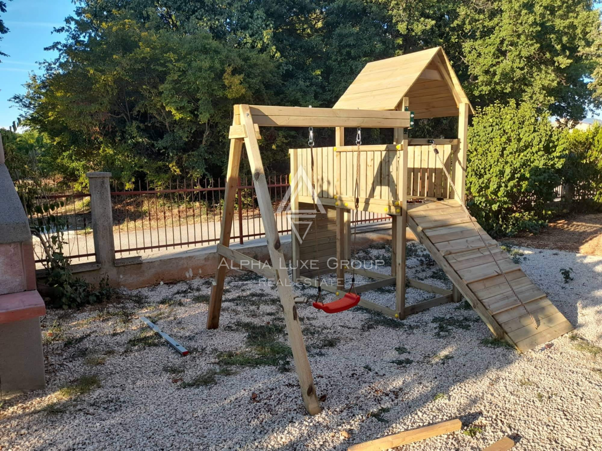 Istra, Poreč: Moderna hiša z bazenom in morjem