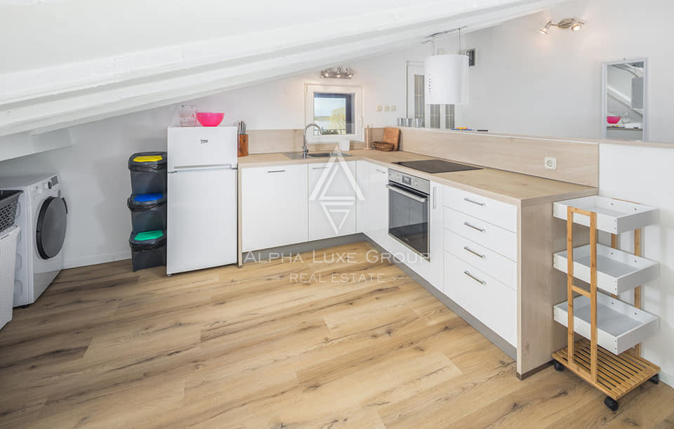 Istra, Poreč: Moderna hiša z bazenom in morjem